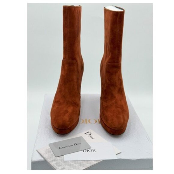 Christian Dior Tobacco Suede Block Heel Booties - Sz 39 - Picture 1 of 8